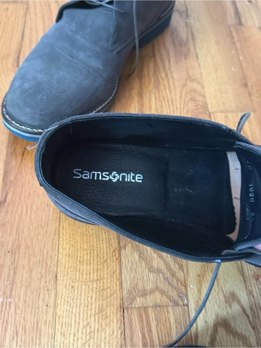 Samsonite Men's Charcoal Suede Desert Boots